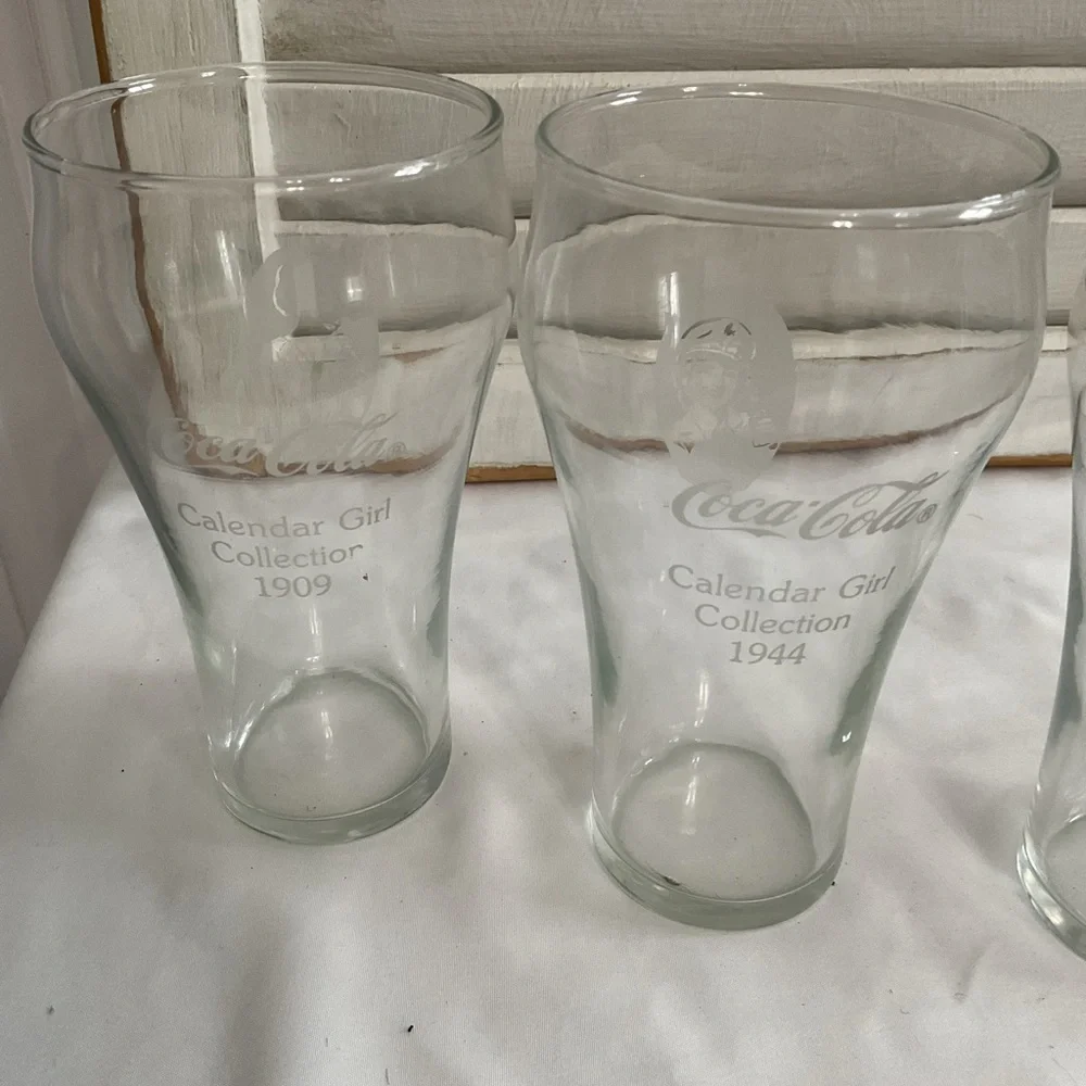 Tiara Exclusives Coca Cola Glasses Set of 4
